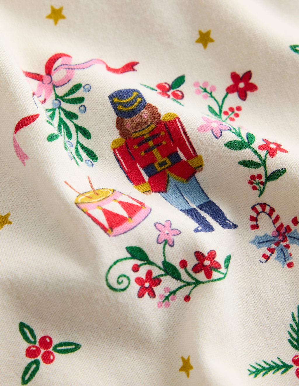 Printed Long Sleeve Nightie-Soft Ivory Nutcracker