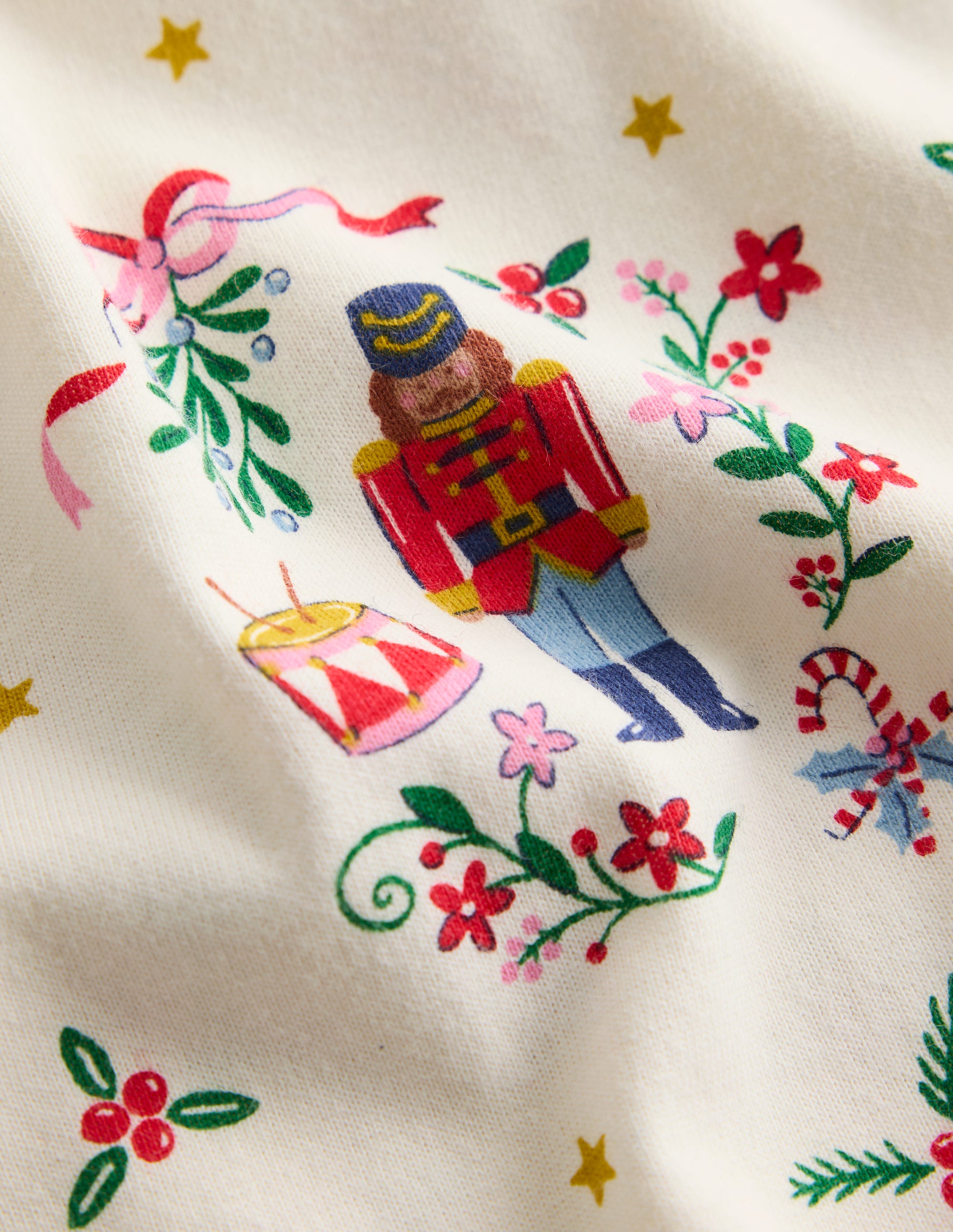 Printed Long Sleeve Nightie-Soft Ivory Nutcracker